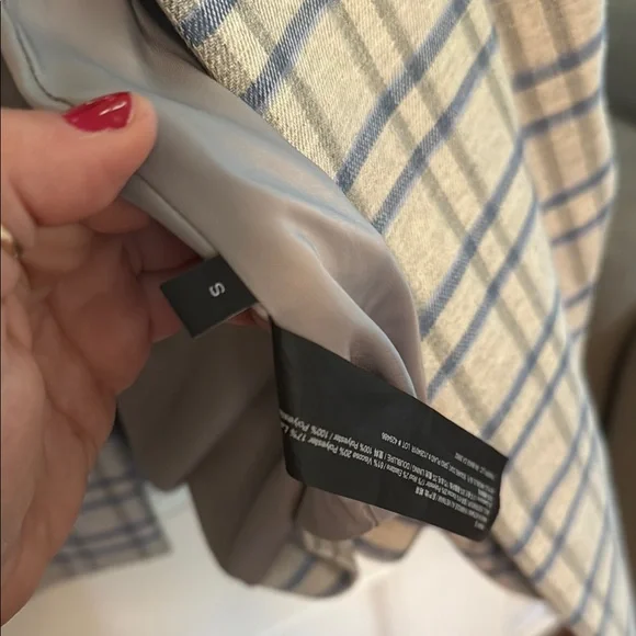 Theory Gray Plaid Women's Coat - Picture 3 of 6